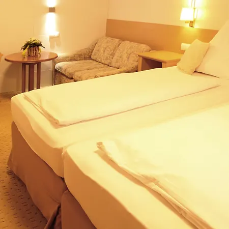 Hotel & Restaurant Bei Baki 3*