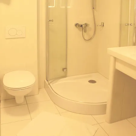 & Restaurant Bei Baki 3* Sehnde