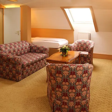 & Restaurant Bei Baki Hotel Sehnde